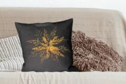 Kussenhoes 50x50 Cm - Een Goud-staafbloem Op De Zwarte Achtergrond - Katoen / Polyester - Voor Binnen 8 Kussenhoes 50x50 Cm - Een Goud-staafbloem Op De Zwarte Achtergrond - Katoen / Polyester - Voor Binnen -Pillowmonkey 1200x800 990