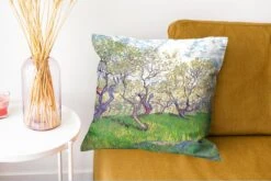 Kussenhoes 45x45 Cm - Boomgaard Met Bloeiende Pruimenbomen - Schilderij Van Vincent Van Gogh - Katoen / Polyester - Voor Binnen -Pillowmonkey 1200x802 147
