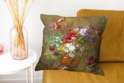 Kussenhoes 50x50 Cm - Stilleven Met Bloemen In Een Griekse Vaas: Allegorie Op De Lente - Schilderij Van G.J.J Van Os - Katoen / Polyester - Voor Binnen -Pillowmonkey 1200x802 172