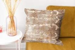 Kussenhoes 50x50 Cm - Dierenprint - Slang - Goud - Luxe - Katoen / Polyester - Voor Binnen -Pillowmonkey 1200x802 43