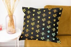 Kussenhoes 60x60 Cm - Bij - Goud - Patroon - Katoen / Polyester - Voor Binnen -Pillowmonkey 1200x802 50