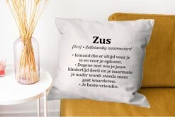 Kussenhoes 60x60 Cm - Zus Cadeau - Design - Vriendin - Katoen / Polyester - Voor Binnen -Pillowmonkey 1200x802 78