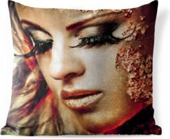 Sierkussen Buiten - Vrouw - Goud - Wimpers - 60x60 Cm - Weerbestendig
