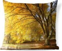 Buitenkussens - Tuin - Gele Bladeren In De Bossen Van Het Engelse Nationaal Park New Forest - 40x40 Cm